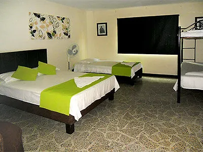 Casa Hotel Madison Medellin 3*,  Colombia