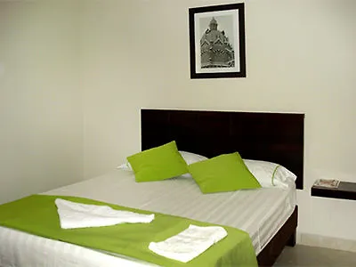 Casa Hotel Madison Medellin 3*,